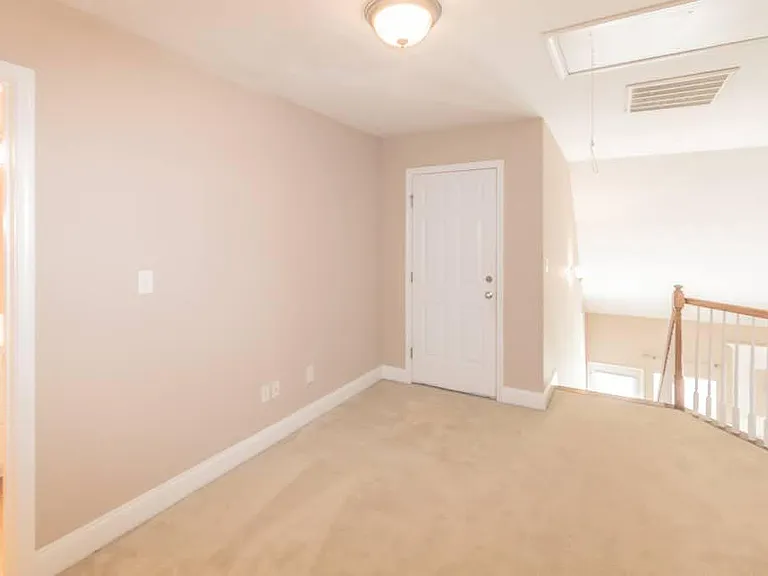 308 High Meadows Pl — Photo 43