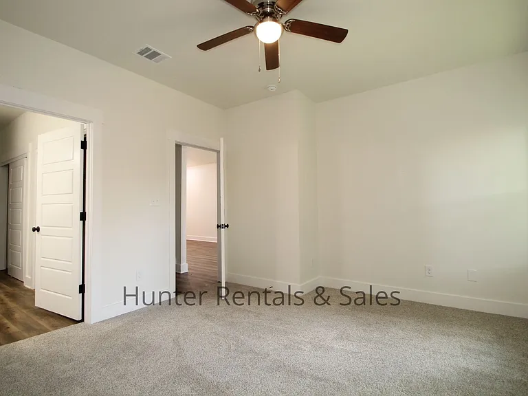 1956 Royal Loop — Photo 14