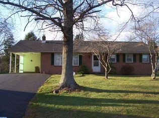 1755 Clearview Rd, Pottstown, PA 19464