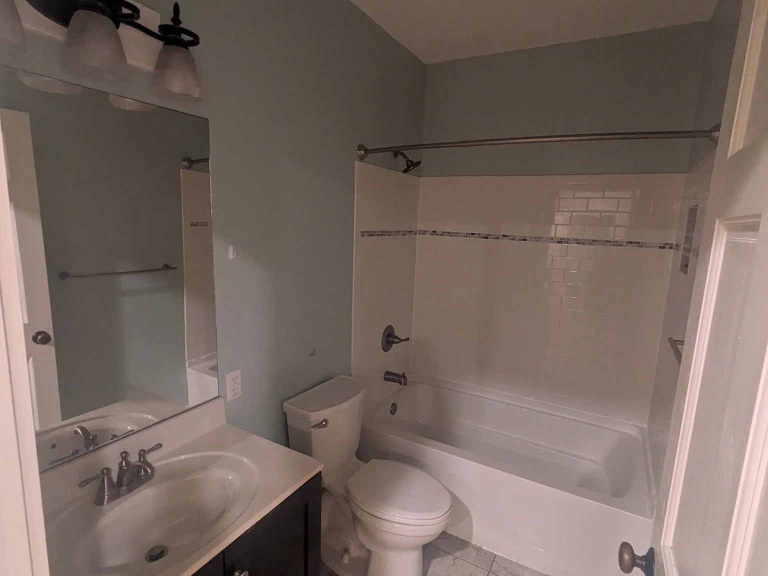 2 bed, $1,250 — Photo 4