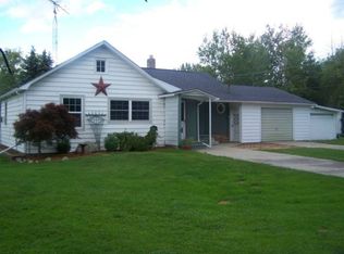 3724 Stempek Ln, Pinconning, MI 48650