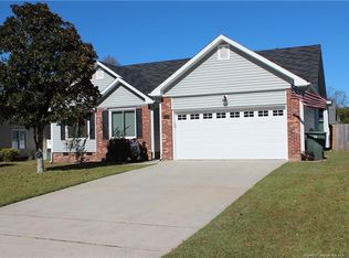 300 Silver Oaks Dr, Fayetteville, NC 28311