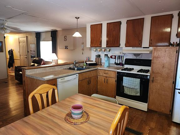 4th image of 2420 W 5th Ave #30