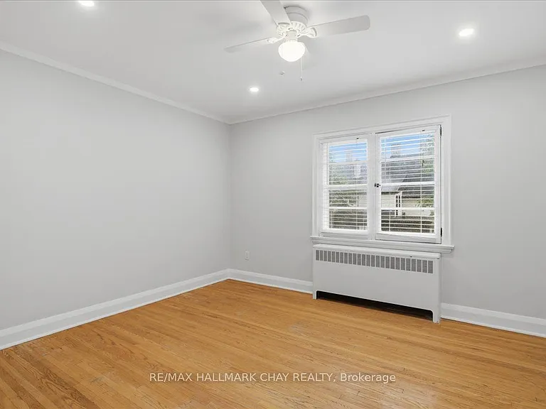 15 Parkside Dr #2 — Photo 14
