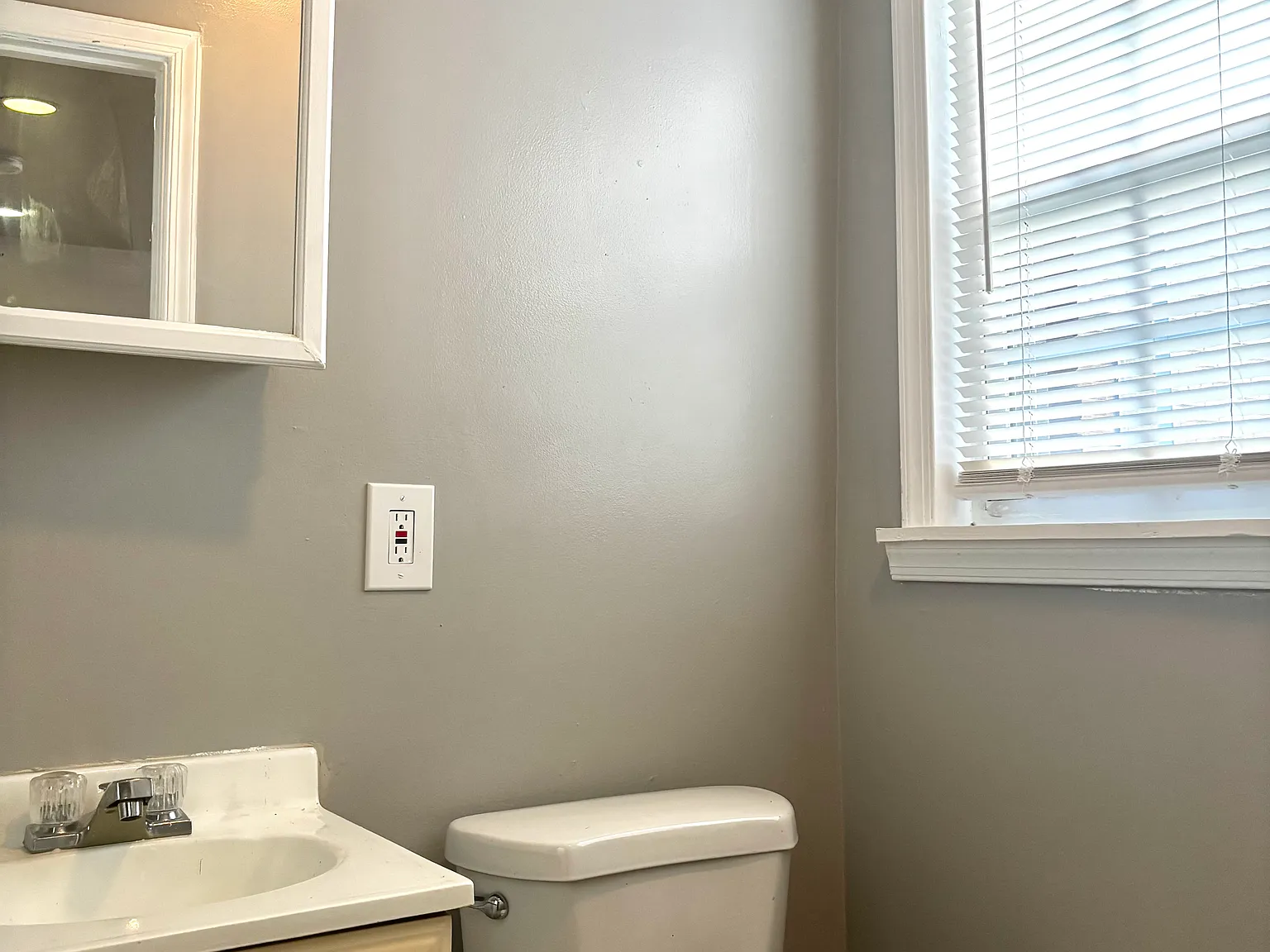 Studio, 400 sqft, $1,500 — Photo 3