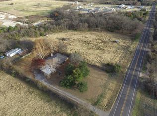 2005 Howard Rd, Waxahachie, TX 75165