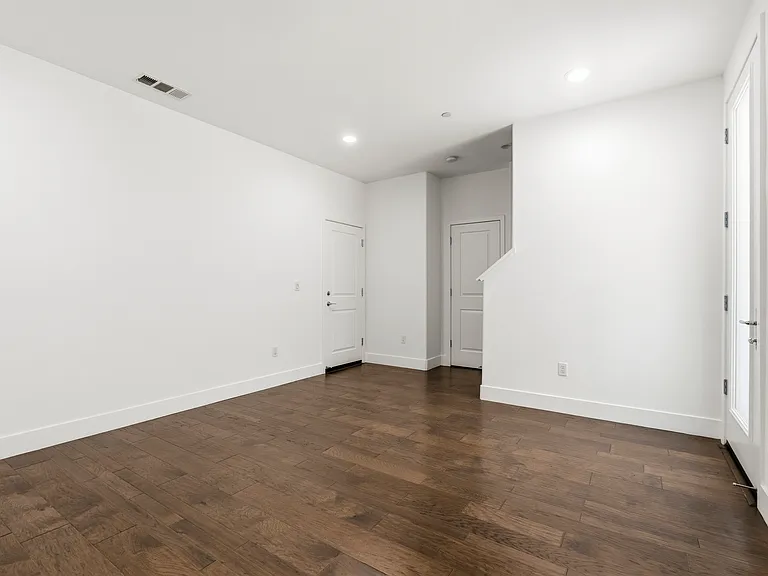1475 Latitudes Way — Photo 15