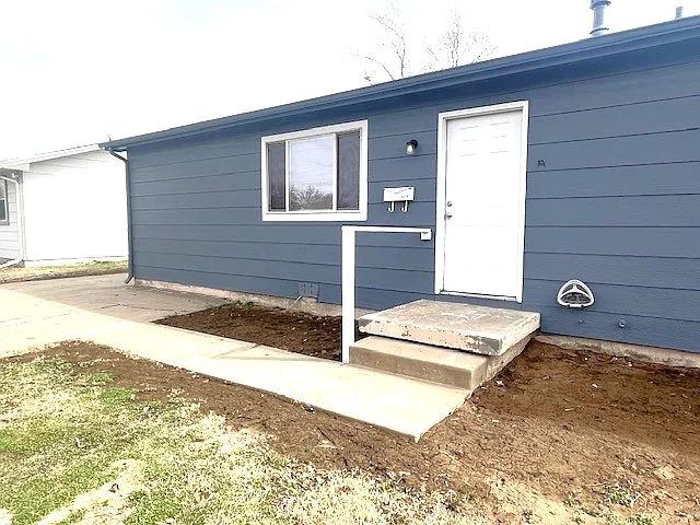 3 bed, 1152 sqft, $1,395 — Photo 2