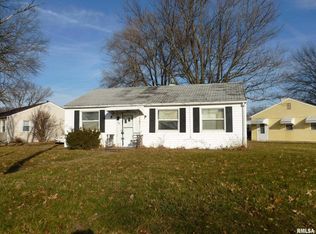 974 40th St, Moline, IL 61265