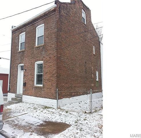 1st image of 216 Quincy St
