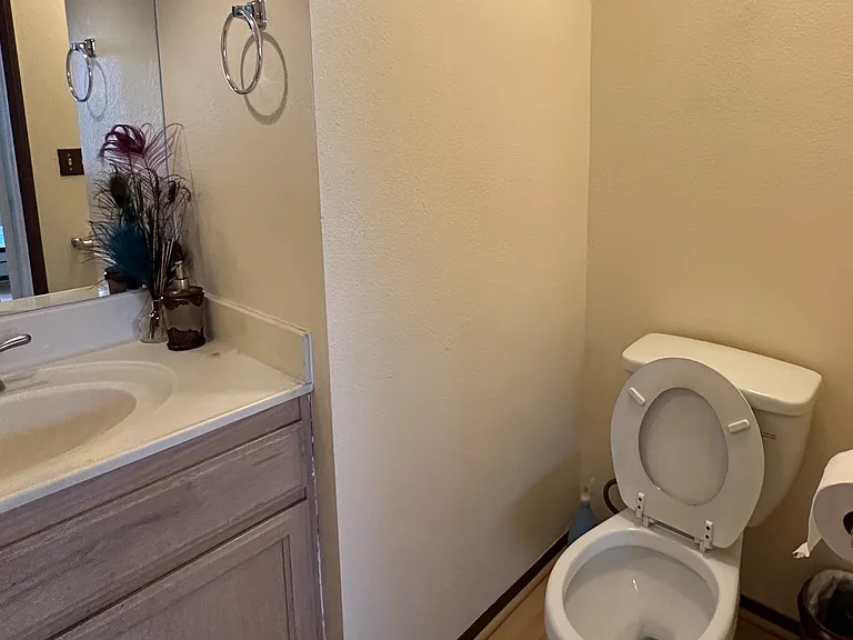 5400 Simpson Ave #4 — Photo 15
