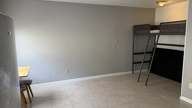 115 Abingdon Ave #1F — Photo 4