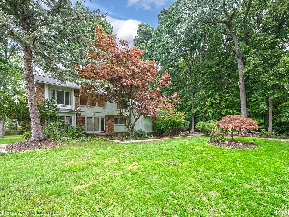 7500 Watford Dr, photo 3