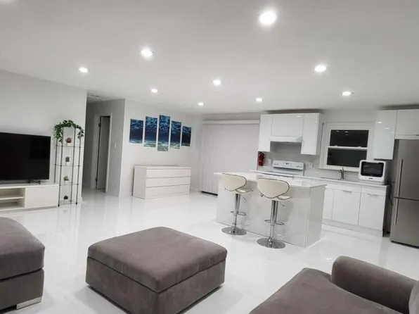 424 Oxford St, Piscataway, NJ 08854