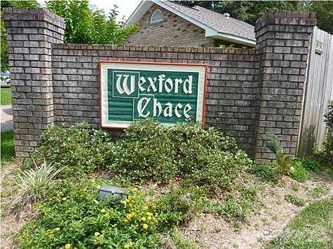 2nd image of 3305 Wexford Cir
