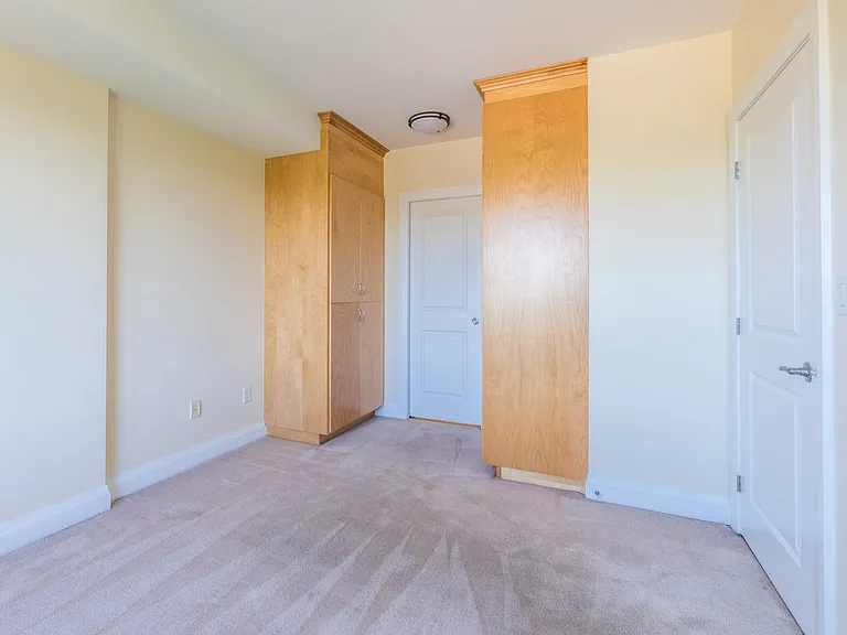411 River Rd — Photo 11