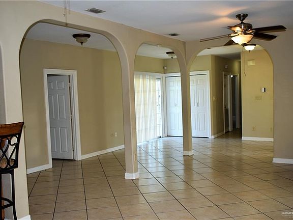 2nd image of 5222 Violeta Dr