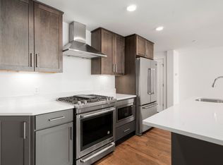 26 Hichborn Apartments, Brighton, MA 02135