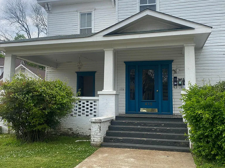 415 Holmes Ave NE #A — Photo 1