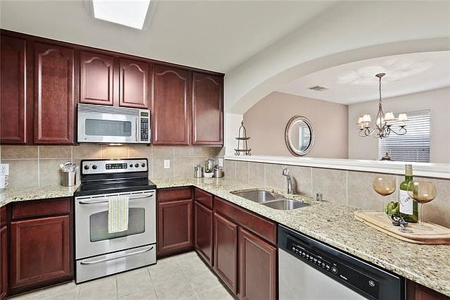 1st image of 5369 Crimson Oaks Dr