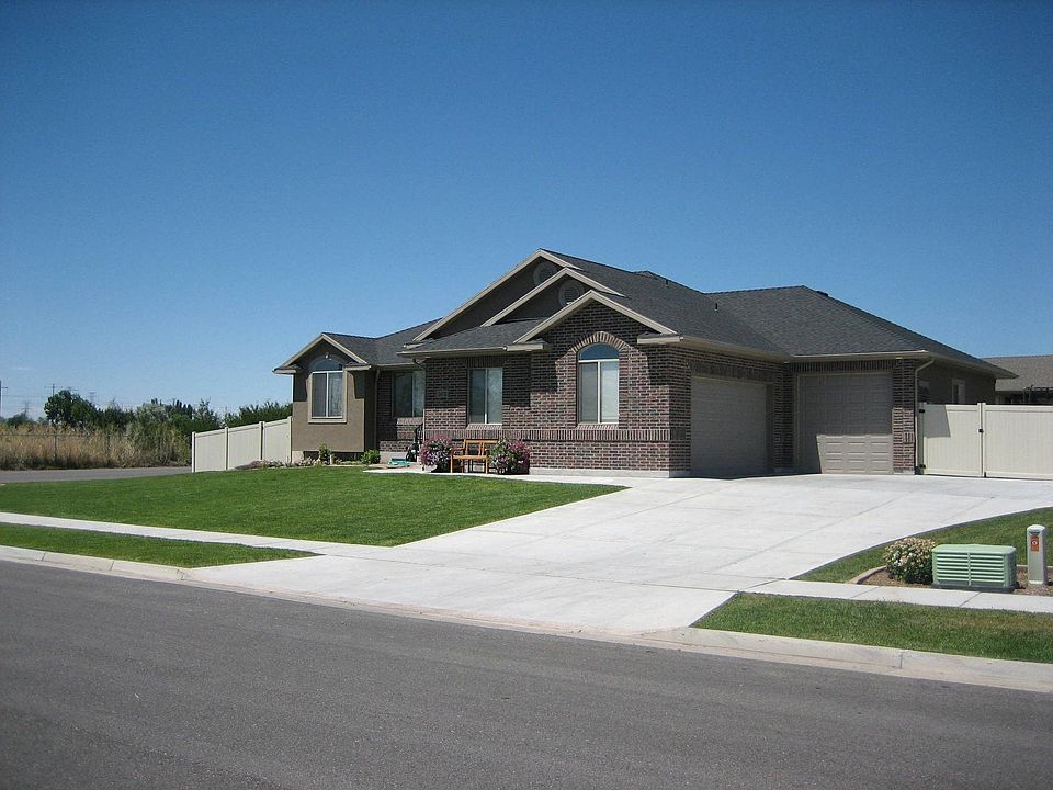 Like new home built in '07.