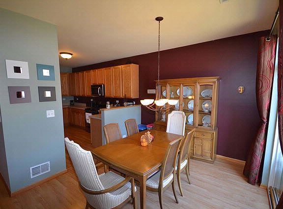 2nd image of 2900 Glacier Way