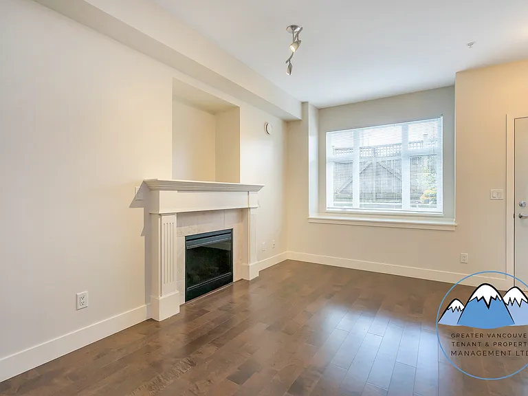 4458 Albert St #204 — Photo 7