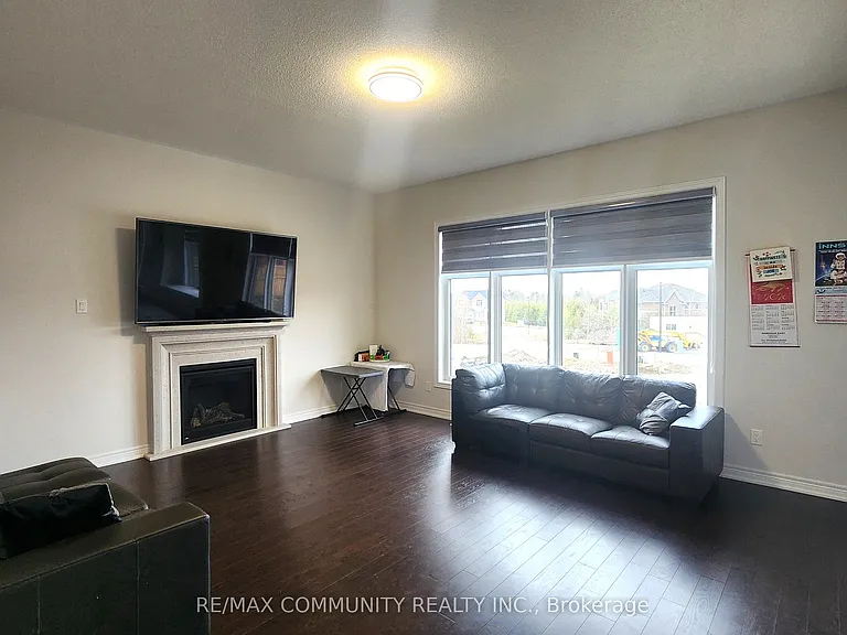 58 Catering Rd #MAIN — Photo 9