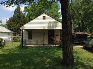 1044 S Vine St, Wichita, KS 67213