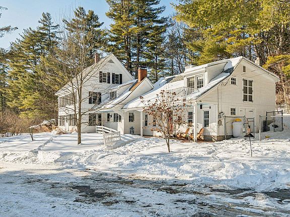 3rd image of 311 Fairgrounds Road