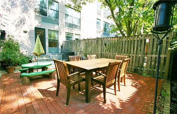 Rented by R New York | media 35