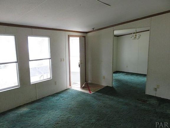 4th image of 5317 Regents Ave