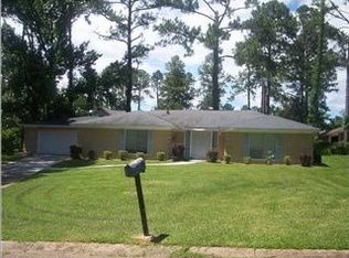 834 Winthrop Cir, Jackson, MS 39206