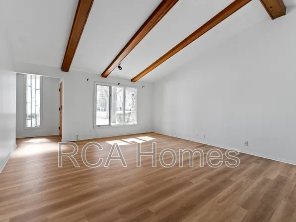 423 Jenny Ln, Carmel, IN 46032