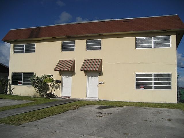 1st image of 20381 NE 2nd Ave