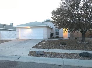 1515 Corriz Dr SW, Albuquerque, NM 87121