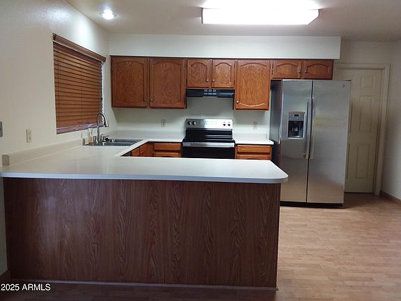 4th image of 4927 W VILLA MARIA Drive W