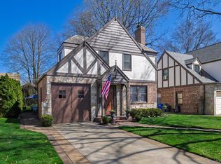 16 Revere Drive E, Floral Park, NY