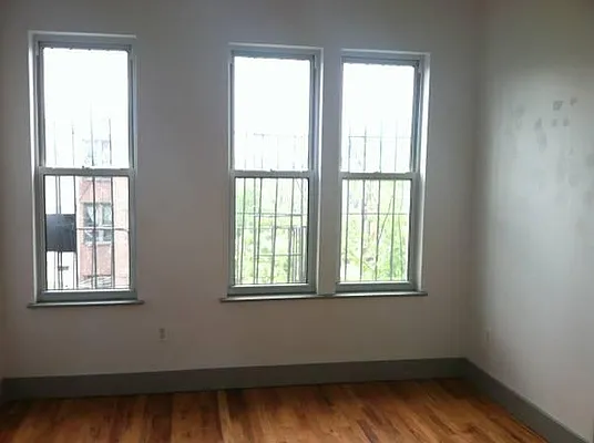 Rented by Loom Group | media 7