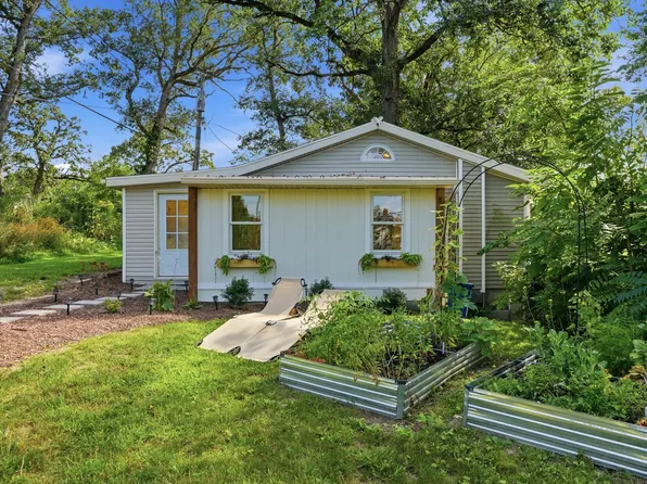 7500 W 129th Ln, Cedar Lake, IN 46303