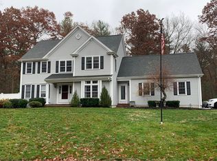 106 Gray Ln, Hanson, MA 02341