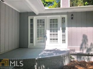 201 S Rockborough Ct, Stone Mountain, GA 30083