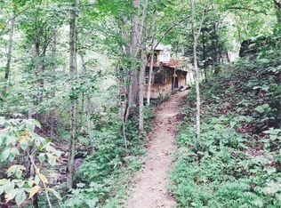 27 Sugar Creek Ln, Green mountain, NC 28740
