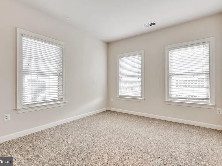 7307 Trappe St — Photo 17