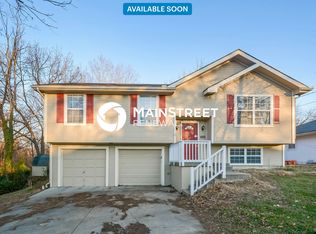 620 N 18th St, Leavenworth, KS 66048