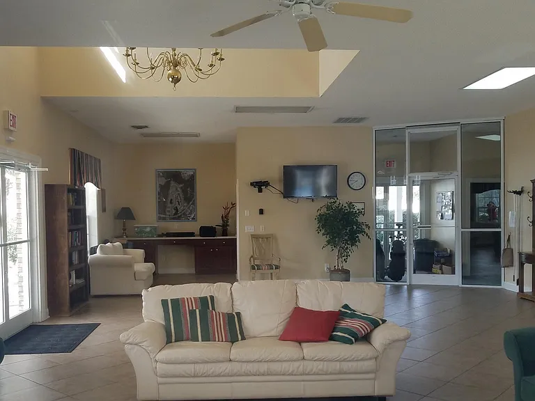 9321 Line Dr — Photo 33