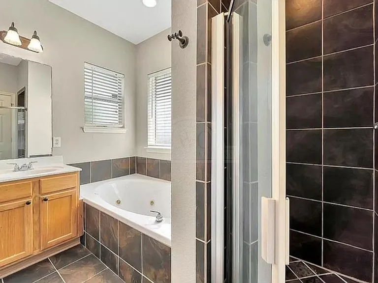 5305 Rimes Ranch Dr — Photo 12