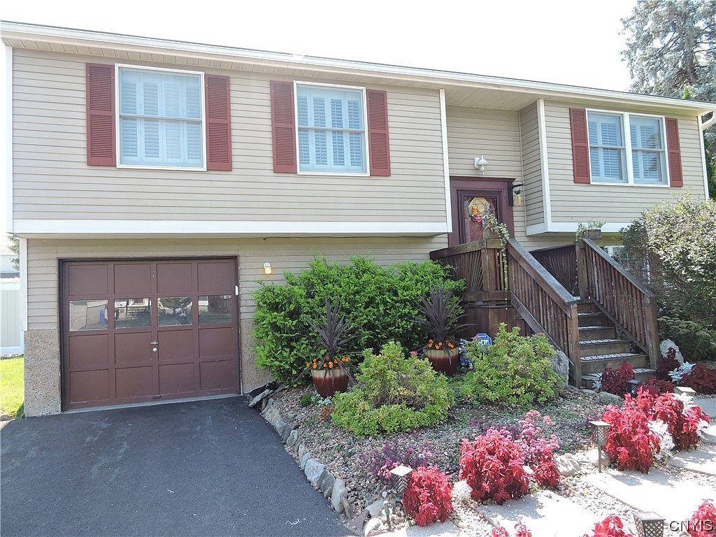 4008 Sandpiper Ln, Liverpool, NY 13090 Zillow