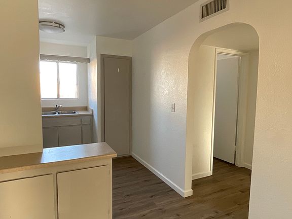 4th image of 2164 Riviera Blvd #1