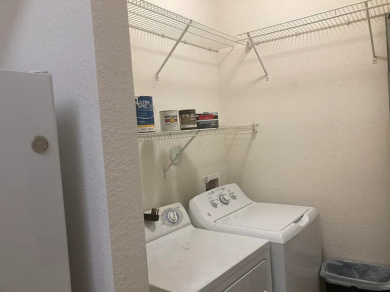 3018 Alcazar Pl #103 — Photo 36